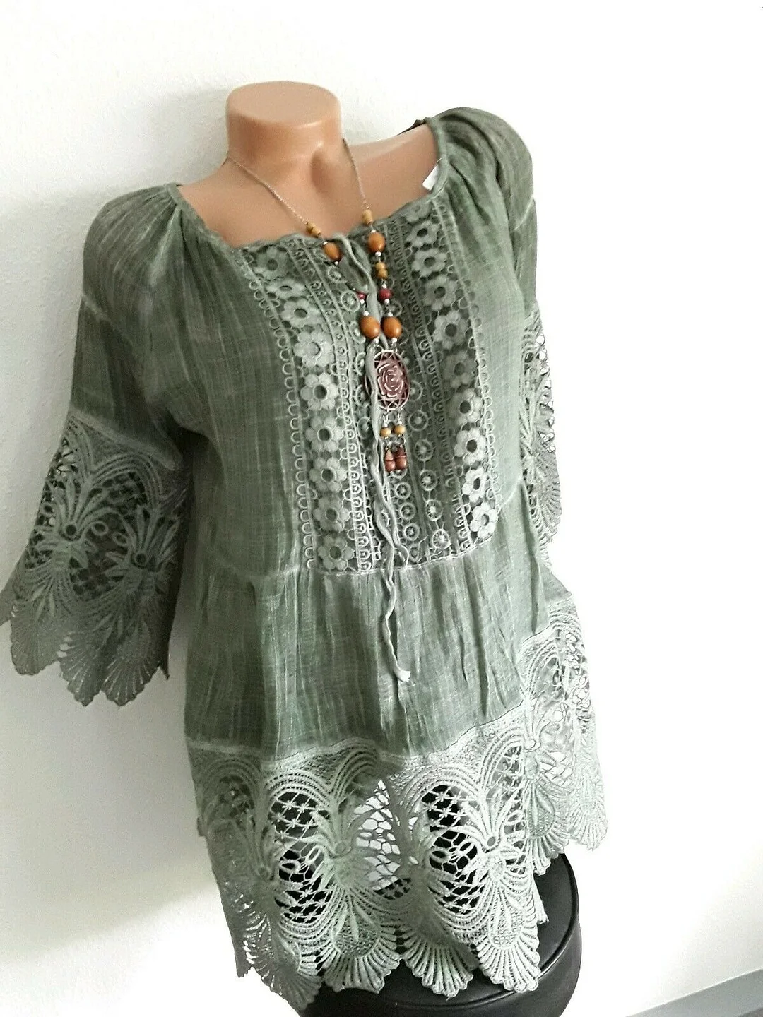 Women Half Sleeve V-neck Solid Color Dress