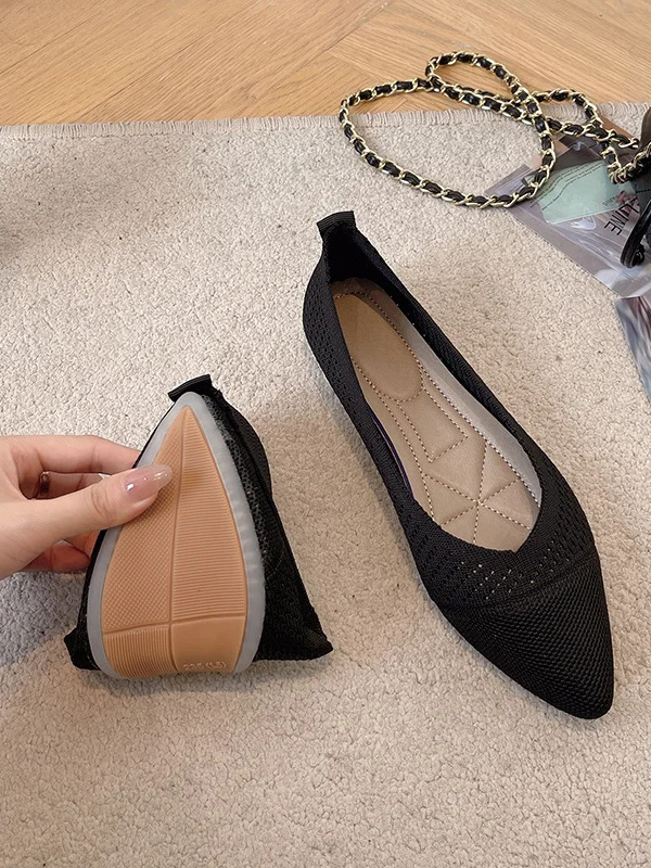 Solid Color Hollow Breathable Flat Shoes