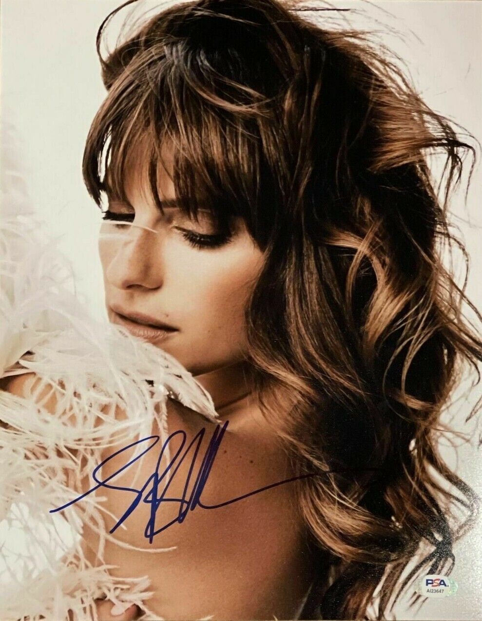 Bella Thorne PSA DNA Authenticated 11x14 Signed Photo Poster painting