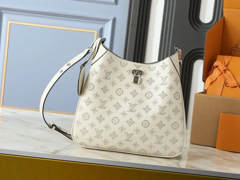 bag M14617