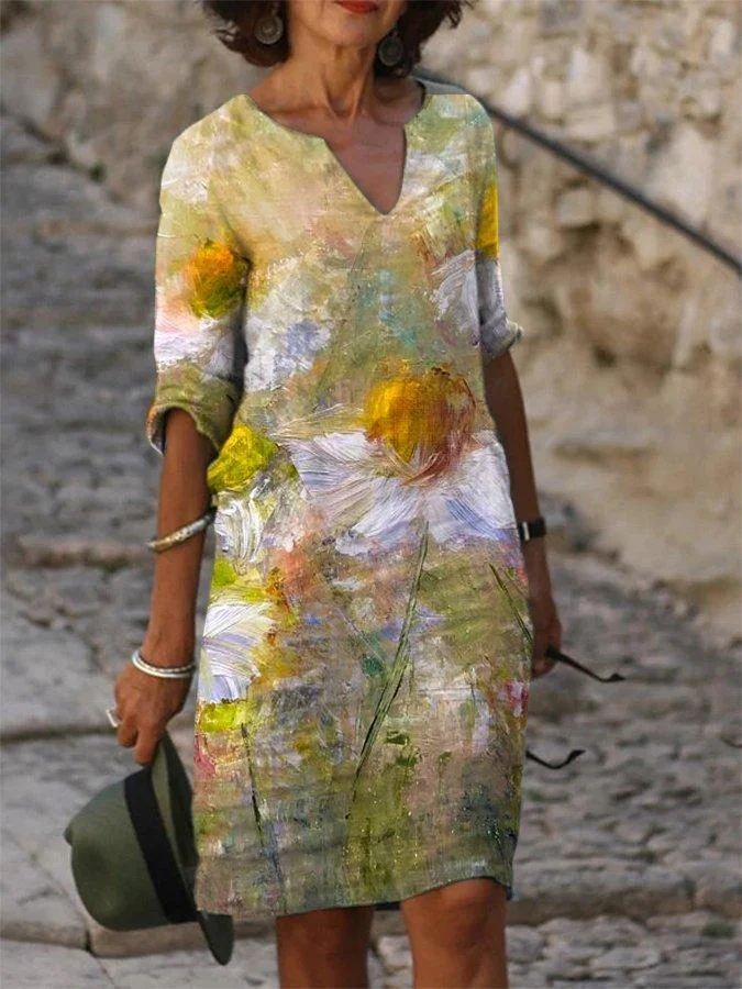 V-neck Line Print Loose Short Sleeve Shift Dress