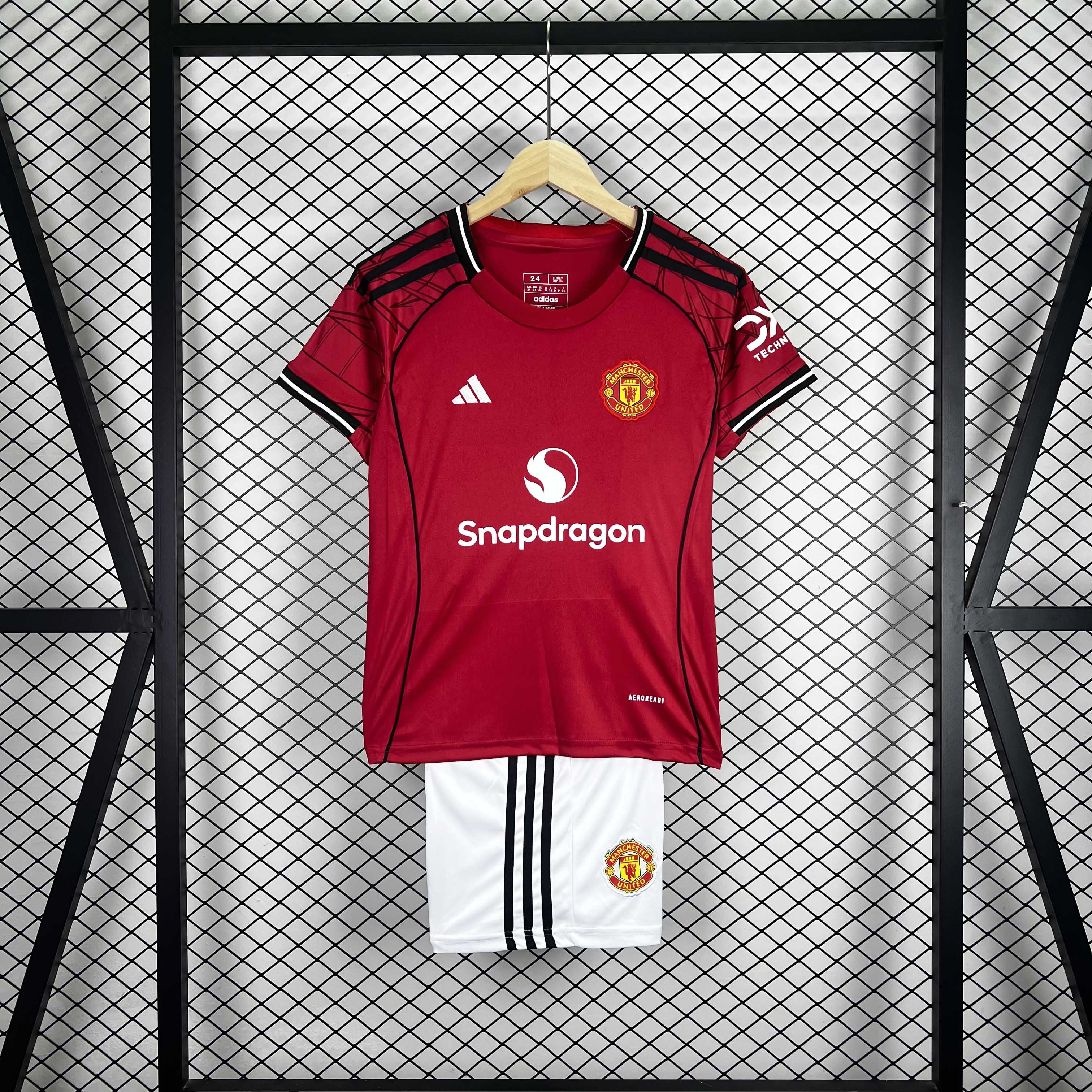2025/2026 Manchester United Home Football Jersey 1:1 Thai Quality Kids Size joyfball