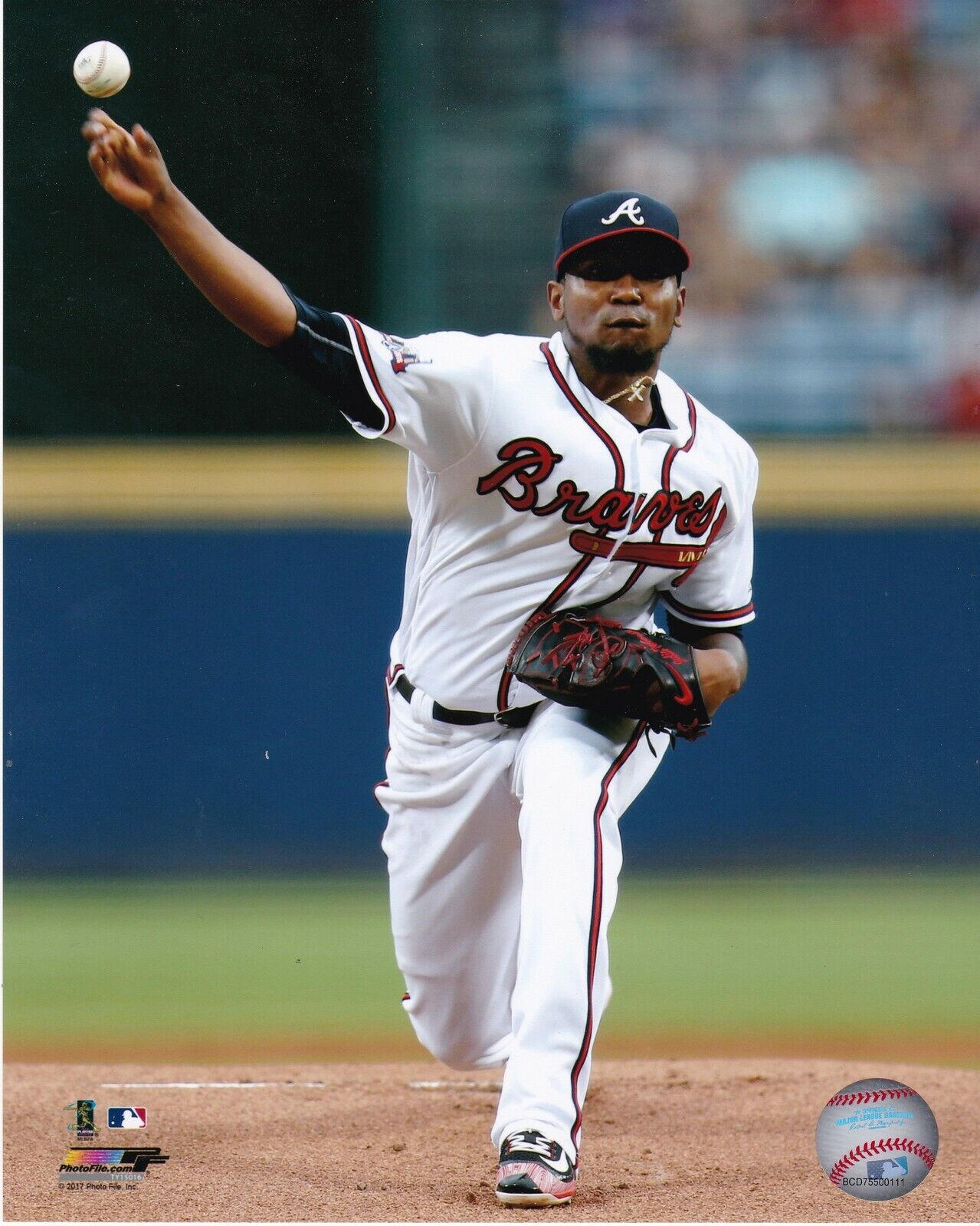 JULIO TEHERAN ATLANTA BRAVES Photo Poster paintingFILE LICENSED ACTION 8x10 Photo Poster painting