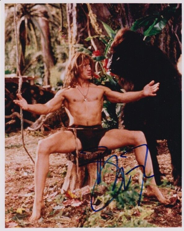 Brendan Fraser signed shirtless 8x10 Photo Poster painting COA