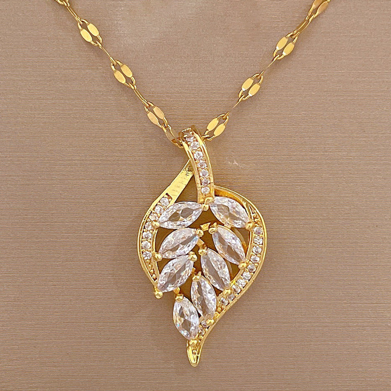 Cartoon Geometric Titanium Steel Diamond Inlay Necklaces