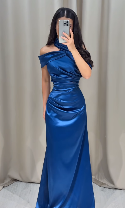 Halter Neck Off-The-Shoulder Strapless Sleeveless High-Waisted Long Mermaid Prom Dress With Pleated | AC0002 Wellcucu