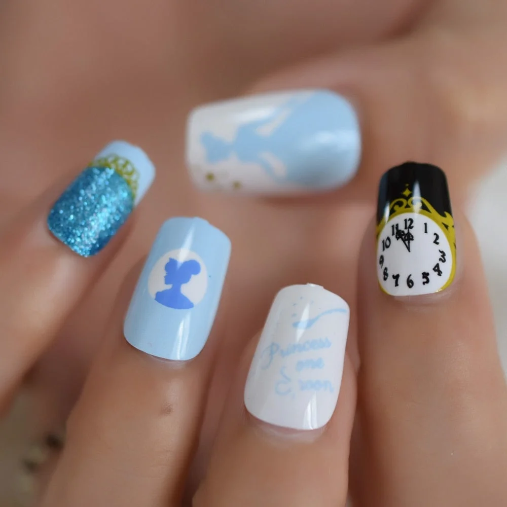 Mixed 12pcs White 12 Pcs Black Curve Line Pre Designs Medium Coffin Full Cover Nail Press On Fingernail Art Wholesale Reuseable-Nail Inspo