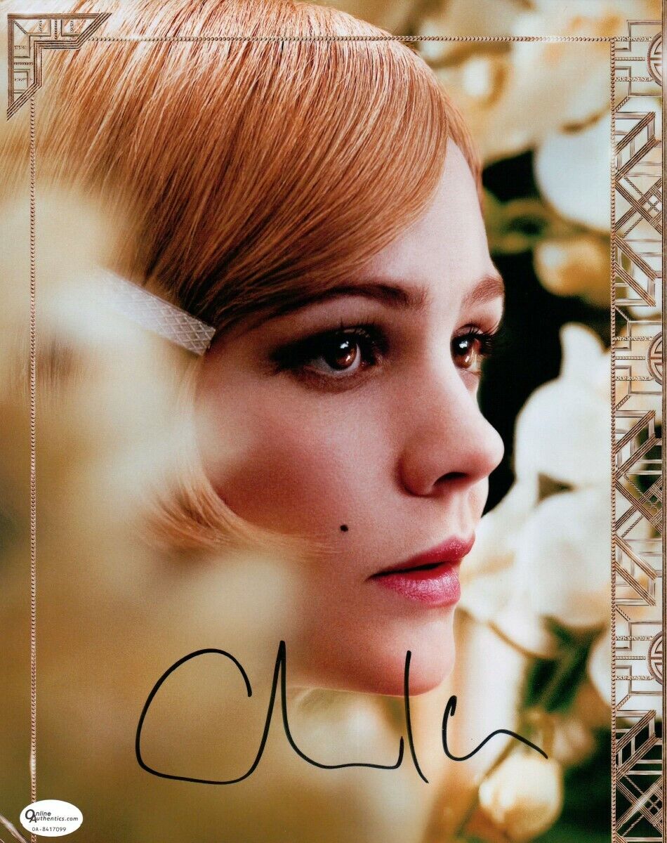 Carey Mulligan Signed Autographed 8X10 Photo Poster painting Gorgeous Sexy Close-Up OA 8417099