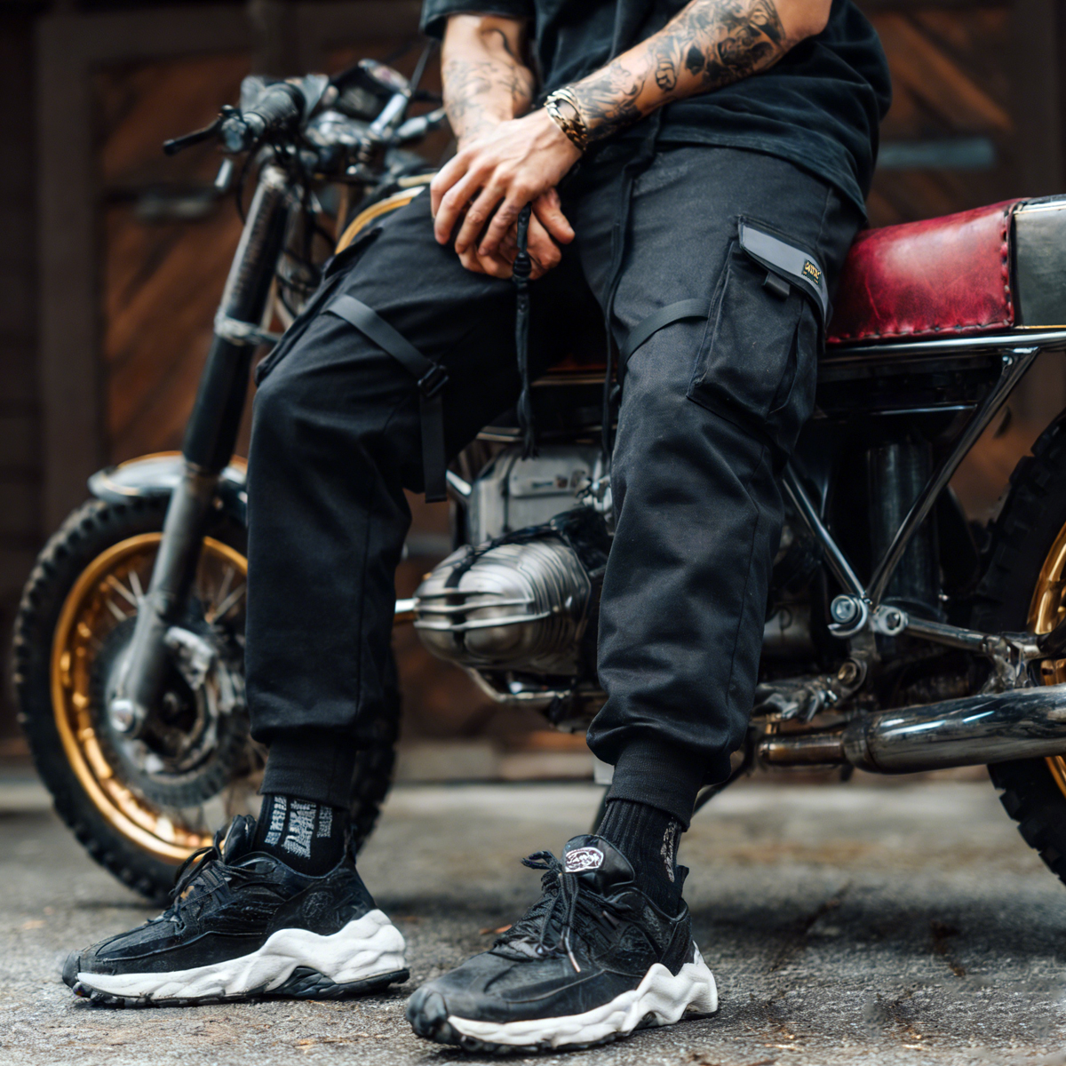 Cargo Jogger Pants With Multiple Pockets And Adjustable Drawstring