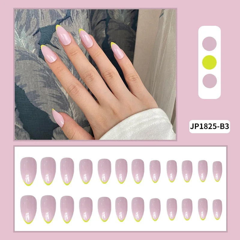 French Mordern stylish Elegant Gold Sliver Edge Line Wearable False Nails-Nail Inspo