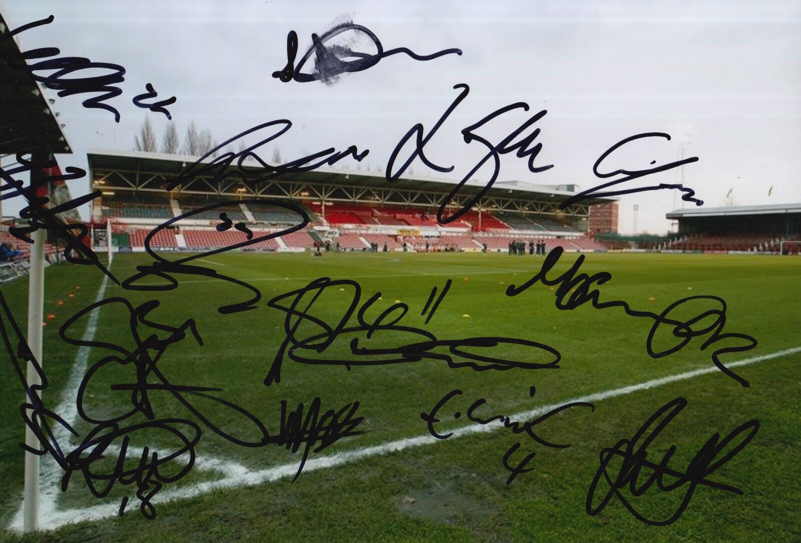 WREXHAM FC 2015/16 SQUAD SIGNED STADIUM Photo Poster painting 16 AUTOGRAPHS.