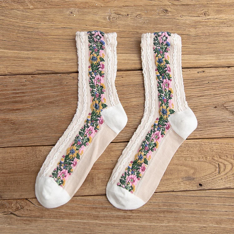 VChics Vintage Ethnic Flowers Medium Tube Socks