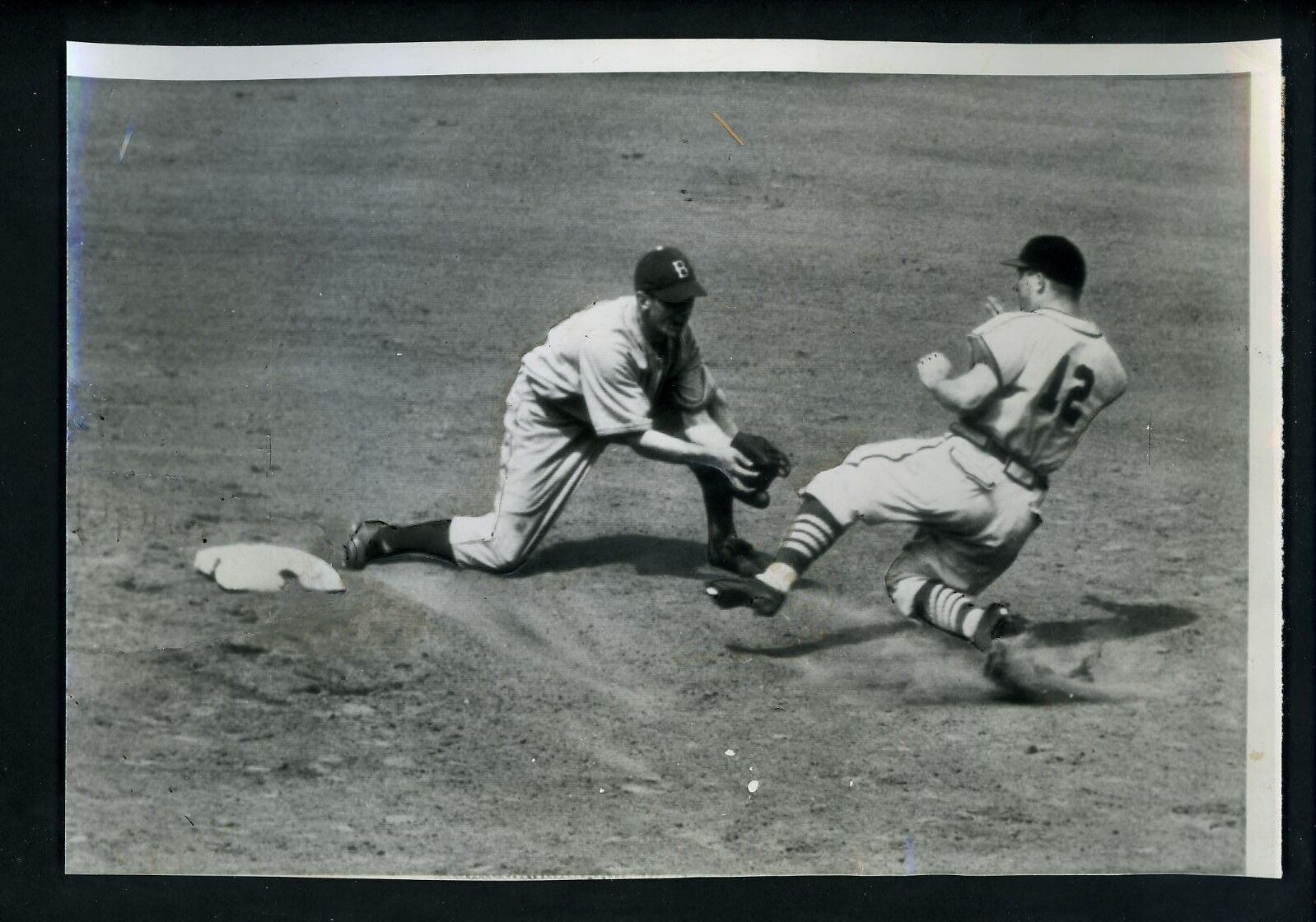 Boyd Bartley & Johnny Hopp 1943 Press Photo Poster painting Brooklyn Dodgers St. Louis Cardinals