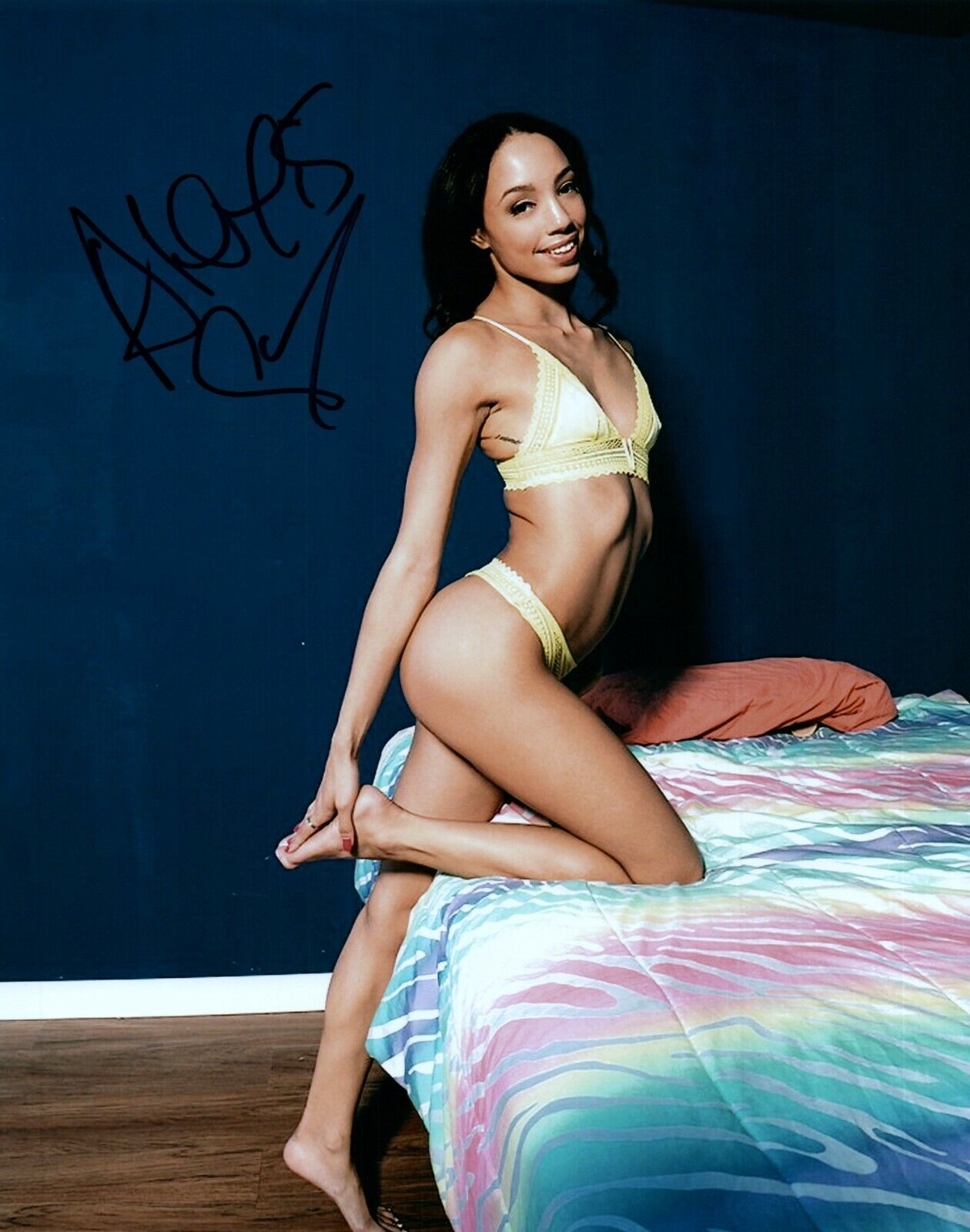 Alexis Tae Super Sexy Hot Signed 8x10 Photo Poster painting Adult Model COA Proof 253