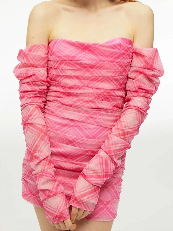 Off shoulder check dress