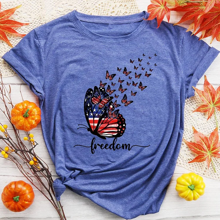 Butterfly Free Round Neck T-shirt-0019123