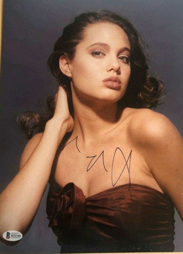 Angelina Jolie signed autographed 11x14 Photo Poster painting Tomb Raider Beckett COA