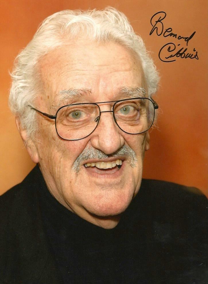 Bernard Cribbins ACTOR autograph, In-Person signed Photo Poster painting