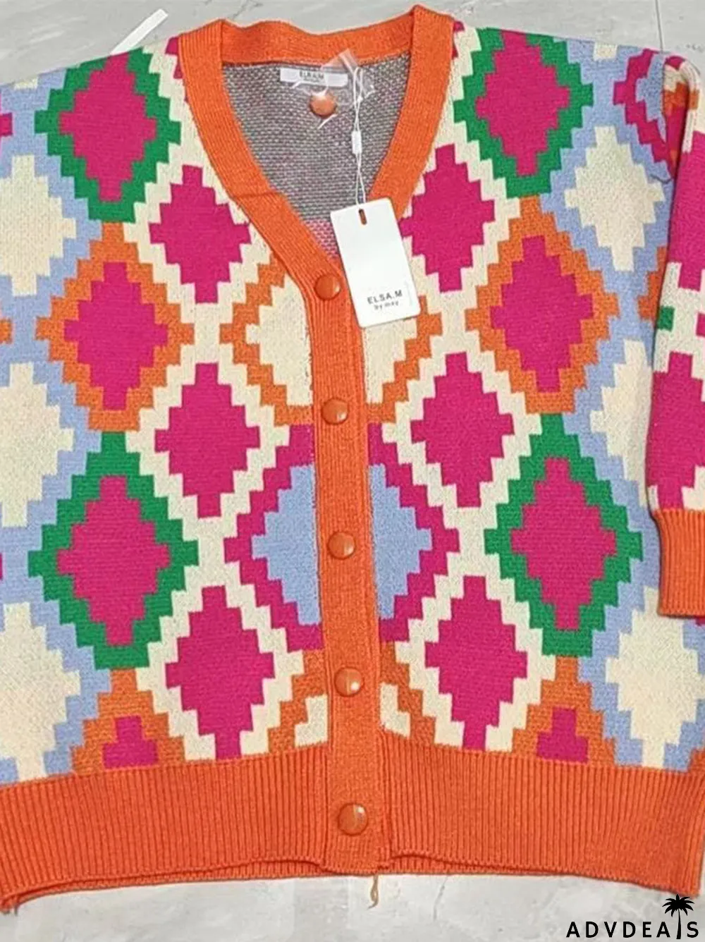 Women's V-neck Plaid Twist Knitting Long Sleeved Top