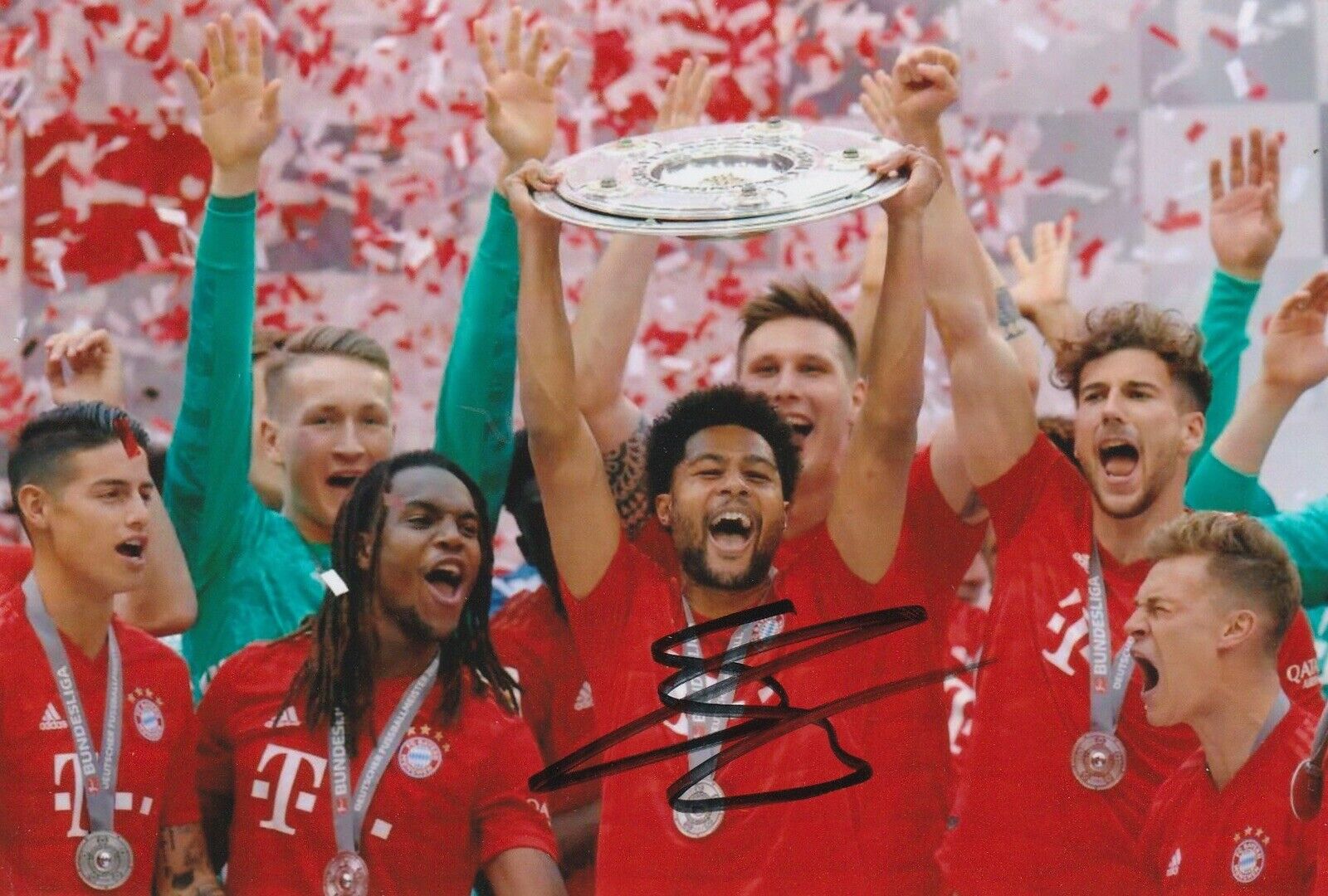 Serge Gnabry Signed 6x4 Inch Photo Poster painting German Football Bayern Munich