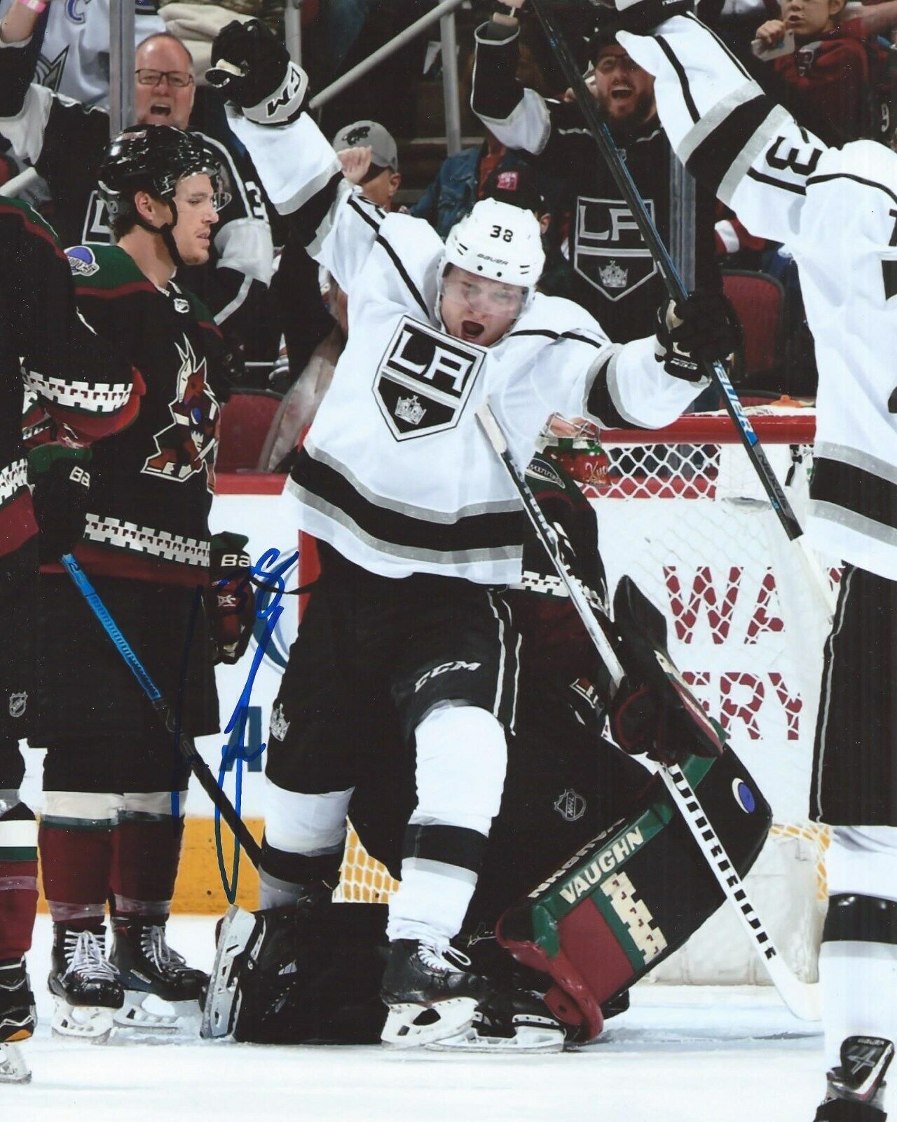 Carl Grundstrom Signed 8x10 Photo Poster painting Los Angeles Kings Autographed COA