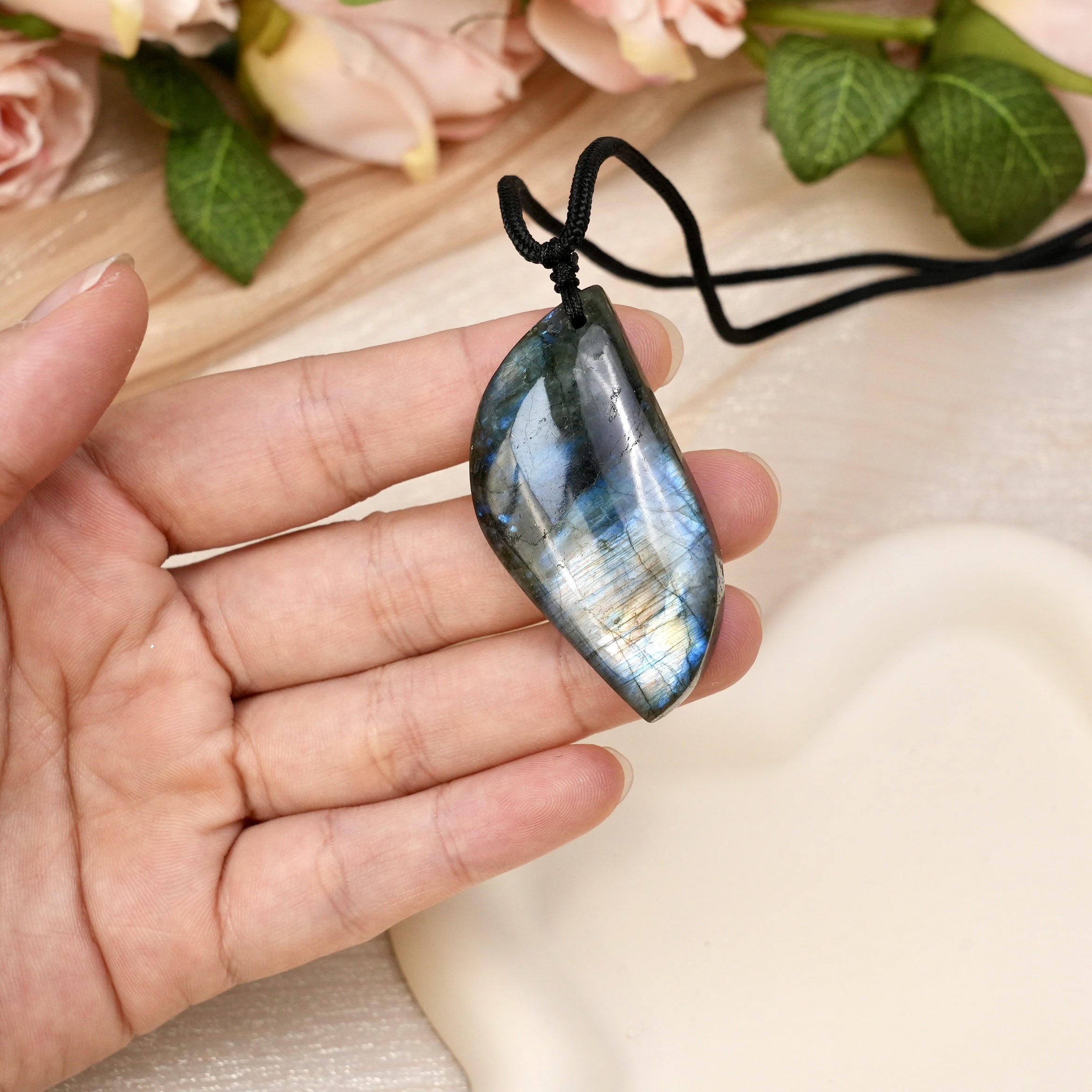 Labradorite Leaf Pendant 