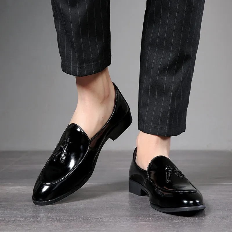 Zero more Designer Leather Shoes Men Luxury Moccasins Slip-on Loafers Men Tassel ltalian Breathable Flat Shoes