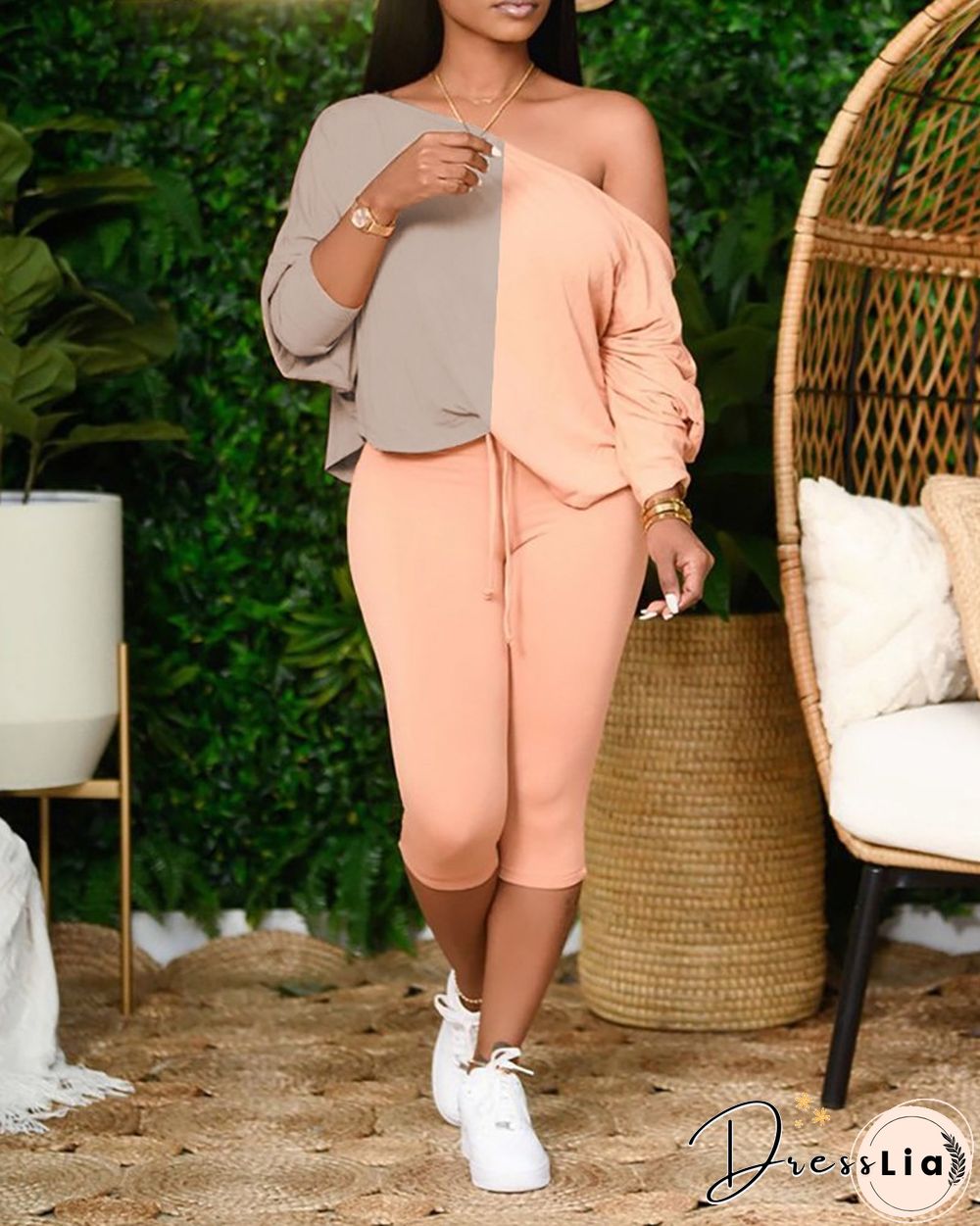 Long Sleeve Colorblock Top & Drawstring Pants Set