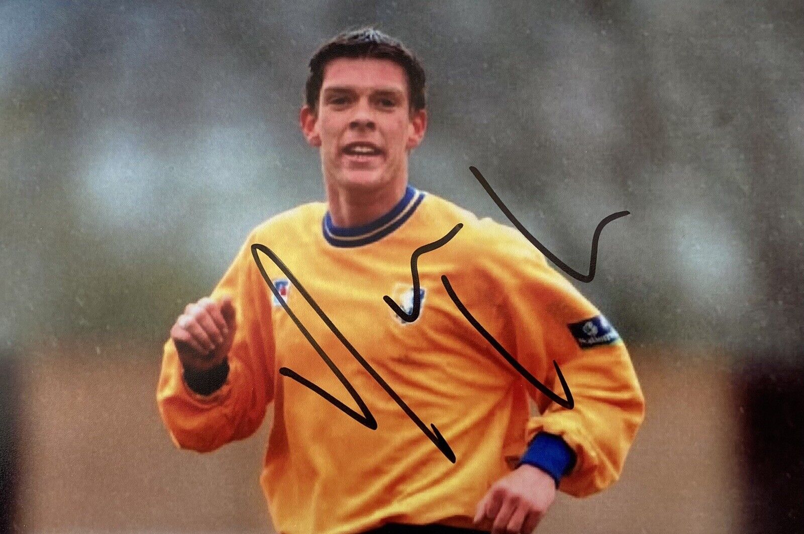 Darrell Clarke Genuine Hand Signed Mansfield Town 6X4 Photo Poster painting