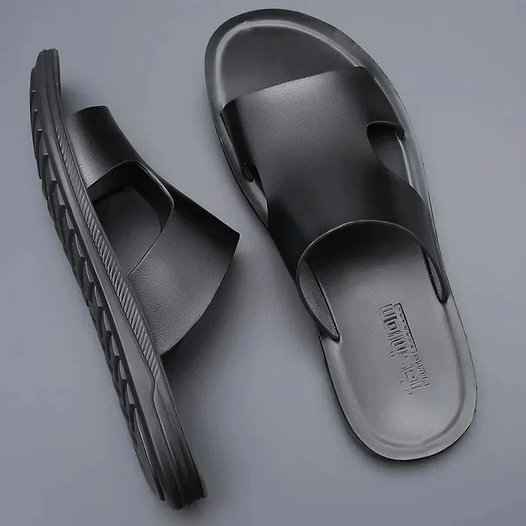 Summer Shoes in Sandal and Slipper Design