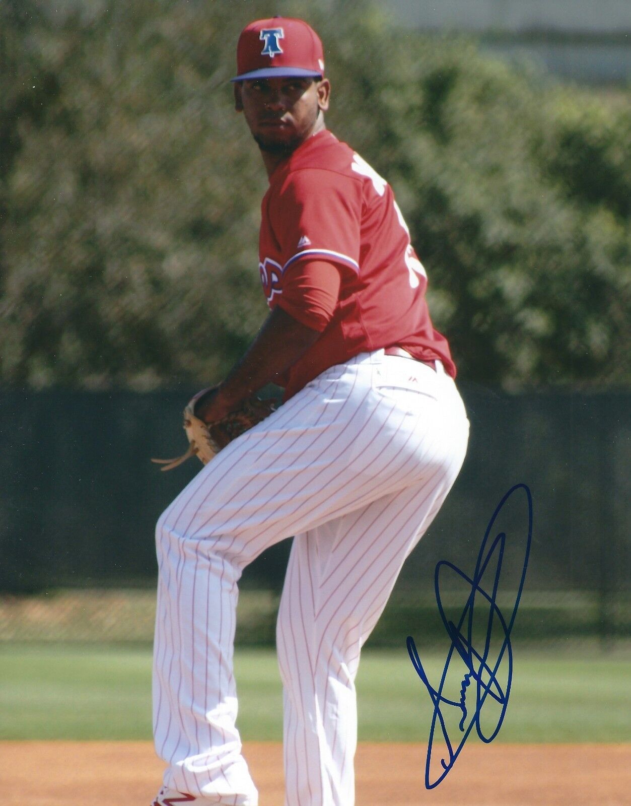 Autographed SERANTHONY DOMINGUEZ 8X10 Philadelphia Phillies Photo Poster painting with COA