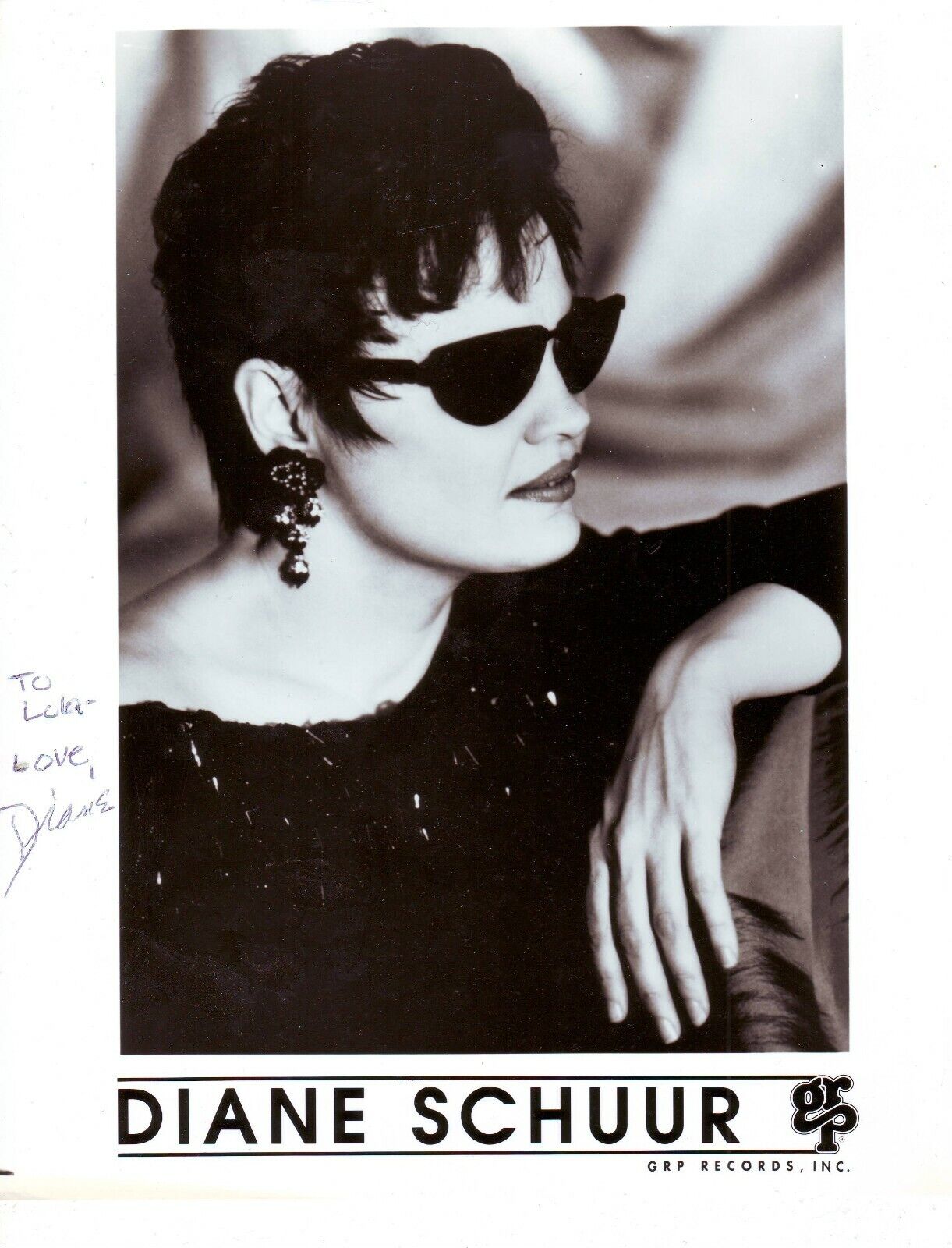 Diane Schuur (20x25 cm) Original Autographed Photo Poster painting