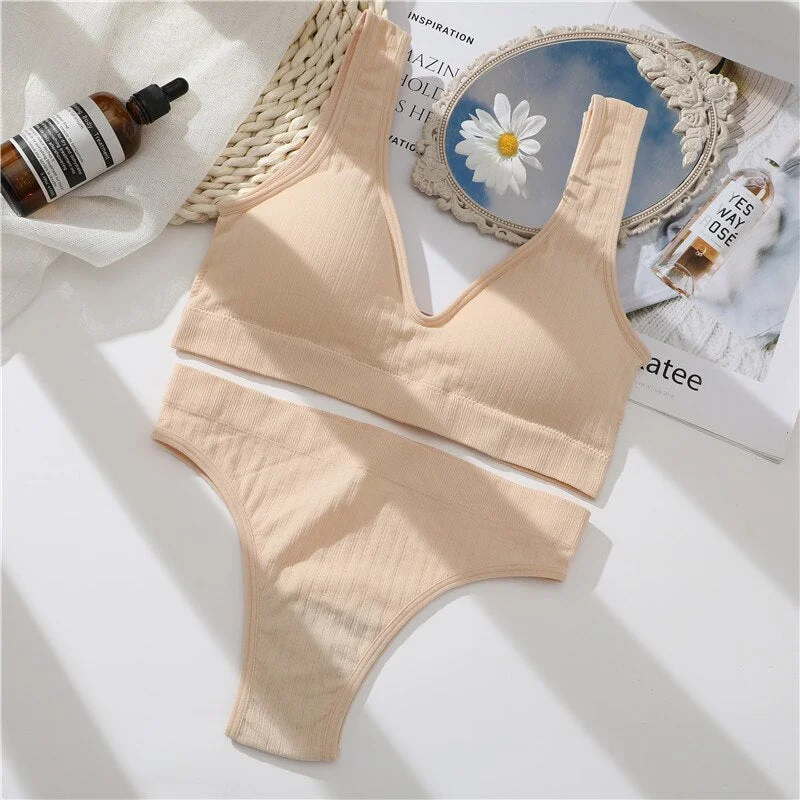 FINETOO Padded Bra Set Women Backless Tops Seamless Panties Female Deep V Bralette M-XL Wireless Bras Suit Ladies Lingerie 2021