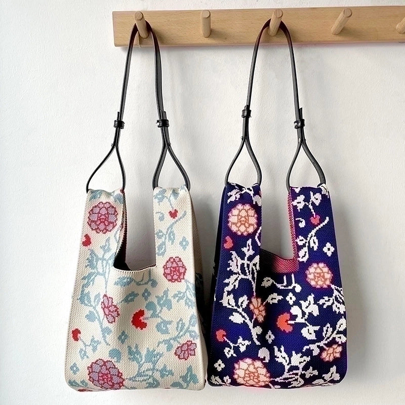 Women’s Medium All Seasons Polyester Streetwear Tote Bag