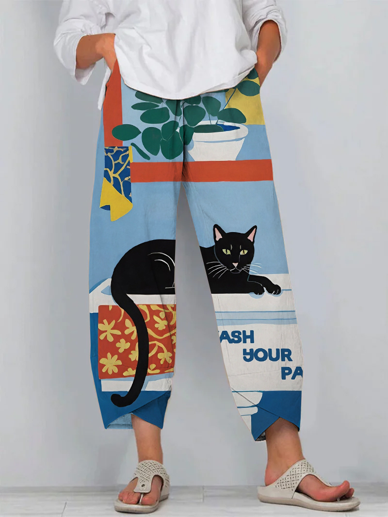 Wash Your Paws Cat Print Capri Pants
