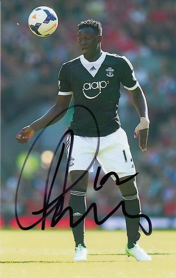 SOUTHAMPTON HAND SIGNED VICTOR WANYAMA 6X4 Photo Poster painting 3.