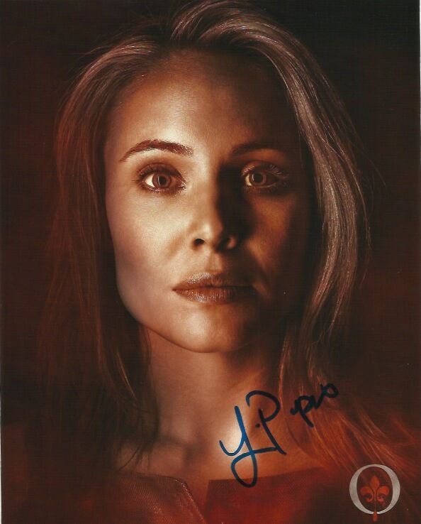 Leah Pipes Originals Autographed Signed 8x10 Photo Poster painting COA