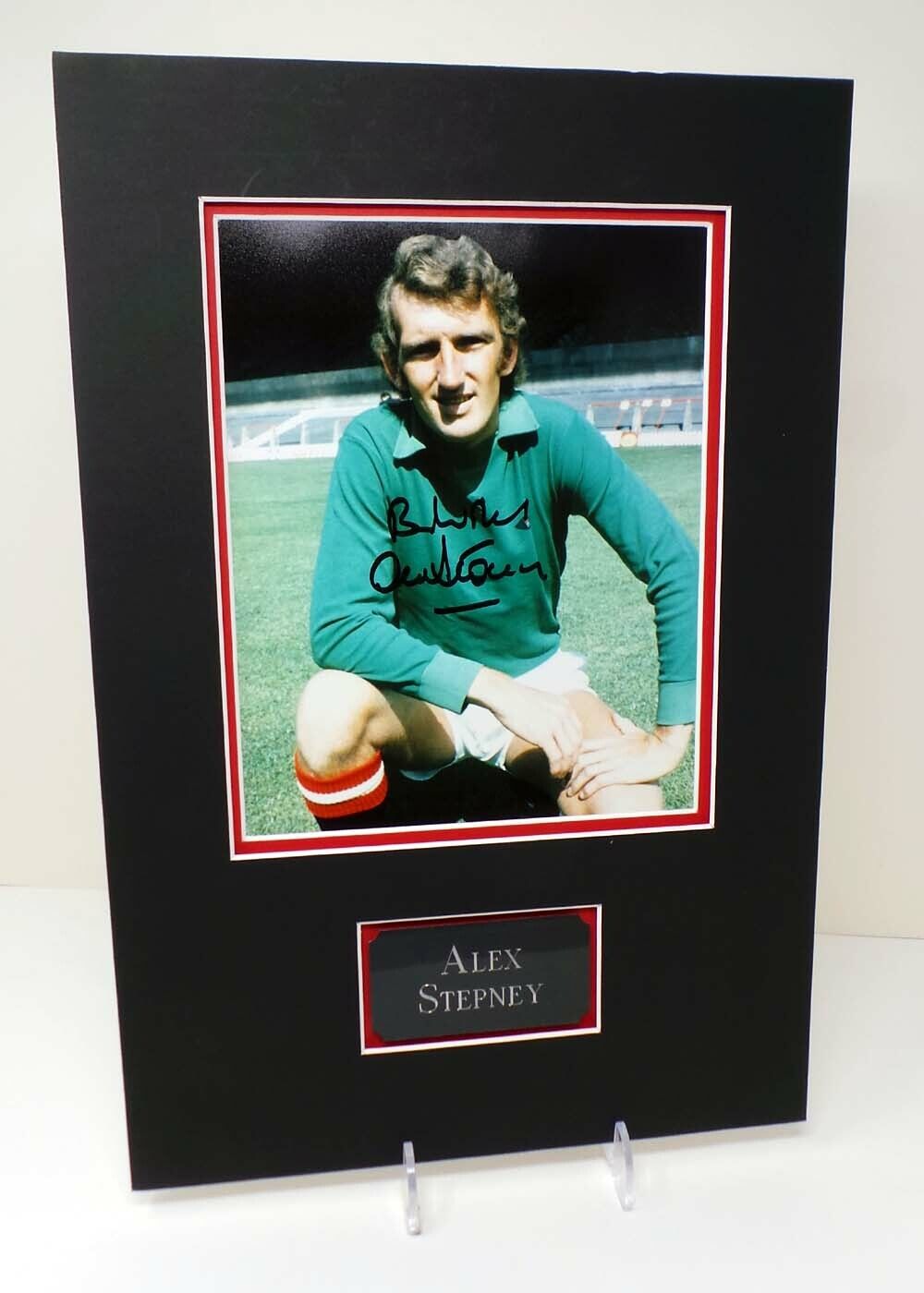 Alex STEPNEY Signed & Mounted 10x8 Photo Poster painting AFTAL RD COA Man Utd Goalkeeper Legend