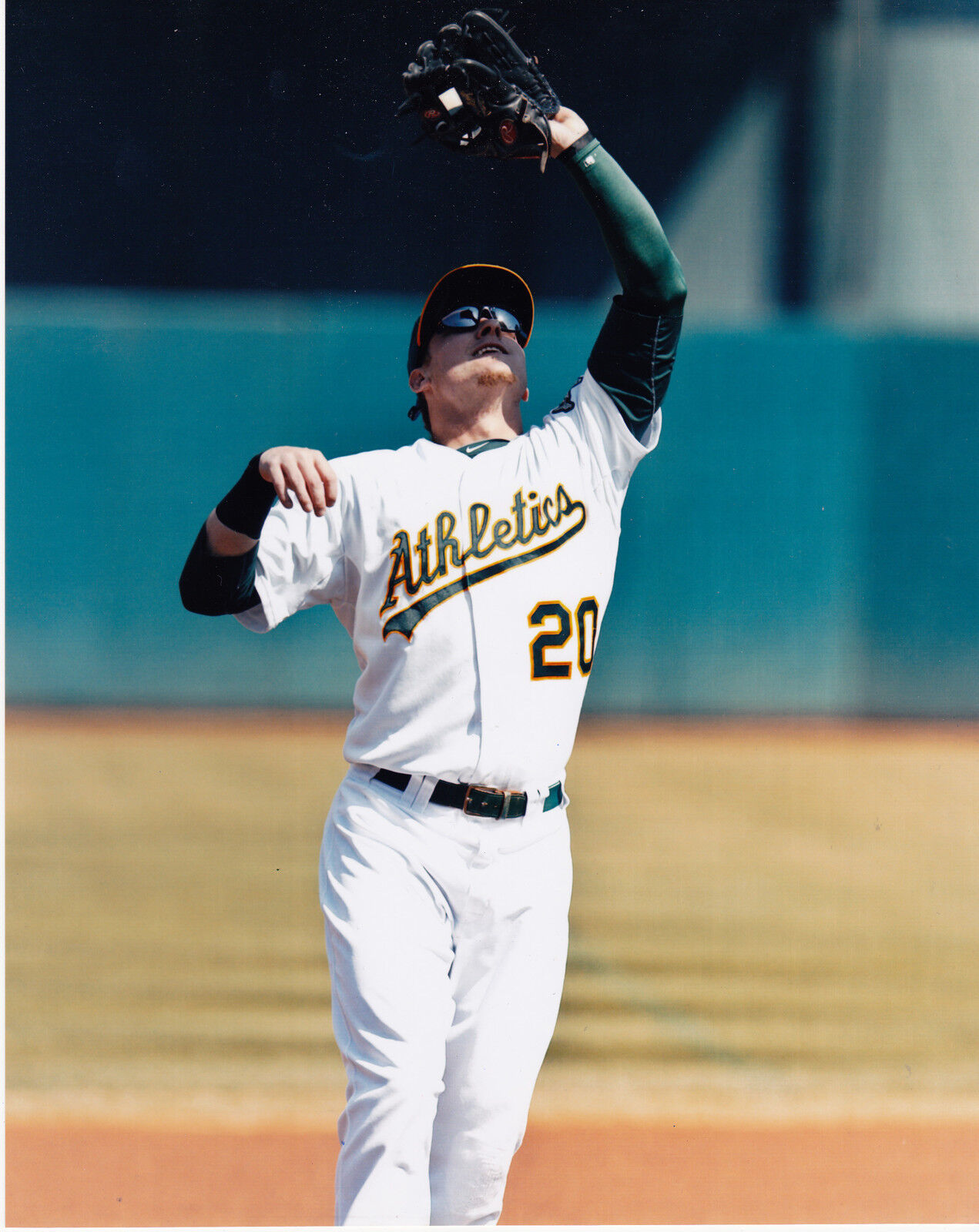 JOSH DONALDSON OAKLAND A'S COLOR ACTION 8x10