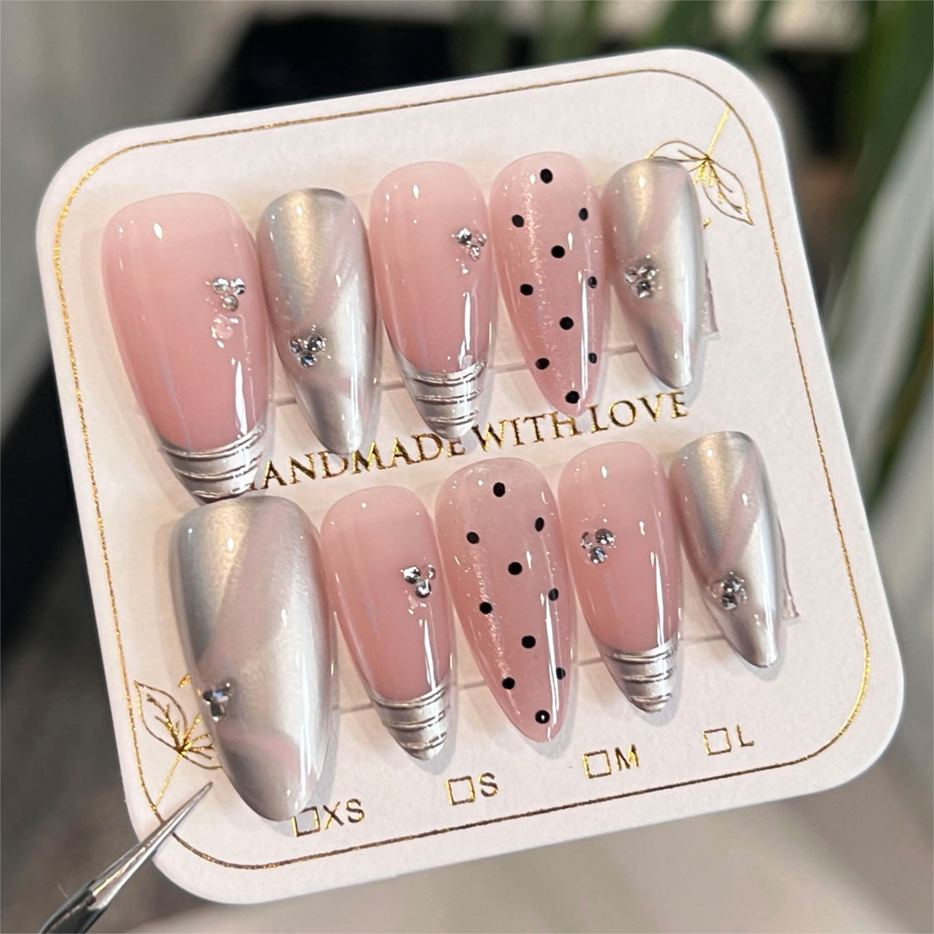 10Pcs Sweet Almond Handmade Press On Nails Full Cover 3D Bowknot Diamond Design Cat Eye False Nails Wearable Manicure Nail Tips | Xinkeke