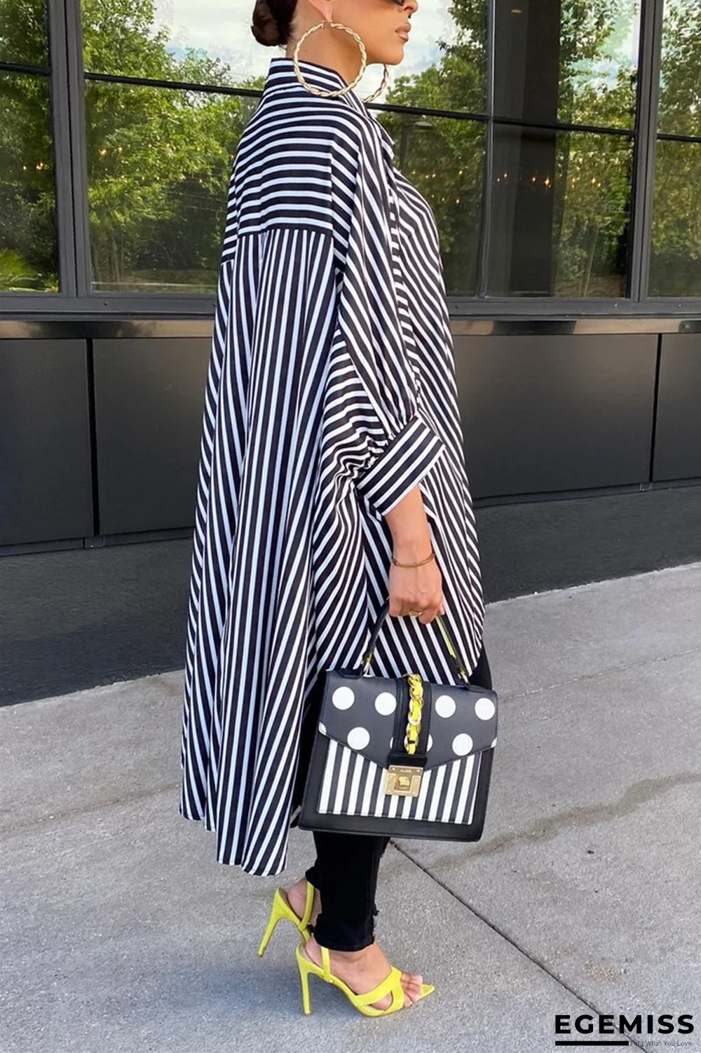 Black Elegant Striped Fold Turndown Collar Outerwear | EGEMISS