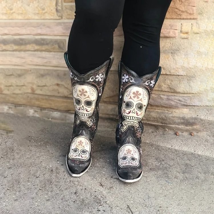 Street Personality Skull Embroidered Cowboy Boots
