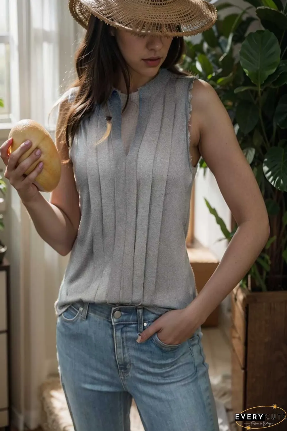 fashion elegant pleated v neck sleeveless t shirt