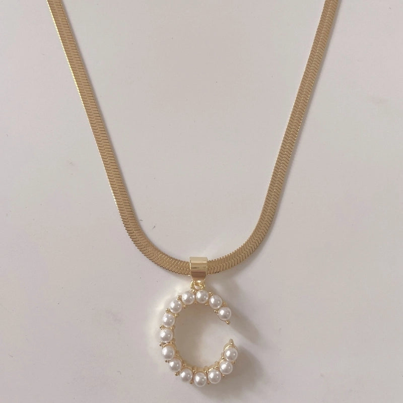 Elegant Luxurious Classic Style Letter Copper 14k Gold Plated Artificial Pearls Pendant Necklace In Bulk