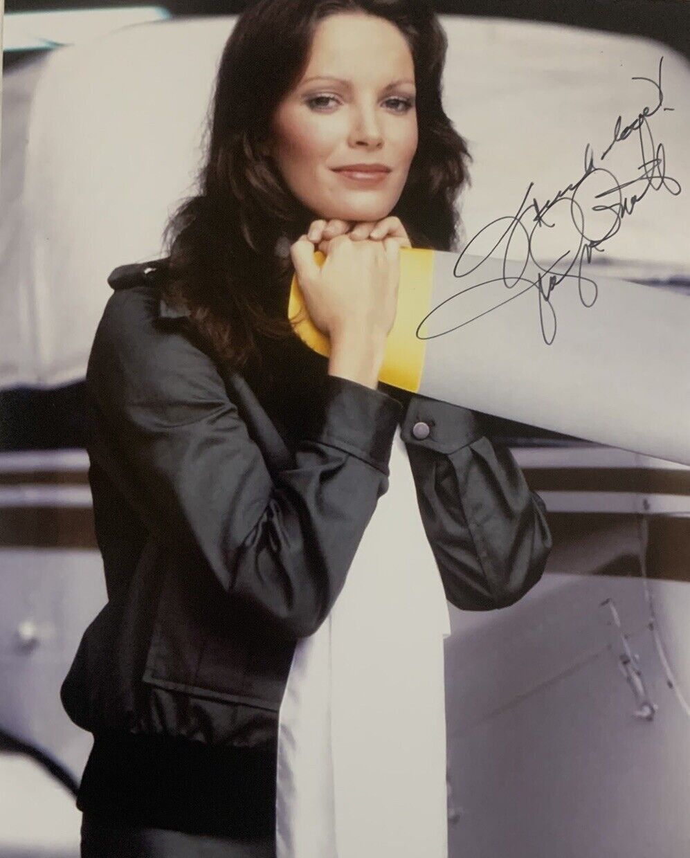 JACLYN SMITH HAND SIGNED 8x10 Photo Poster painting CHARLIES ANGELS AUTHENTIC AUTOGRAPH COA