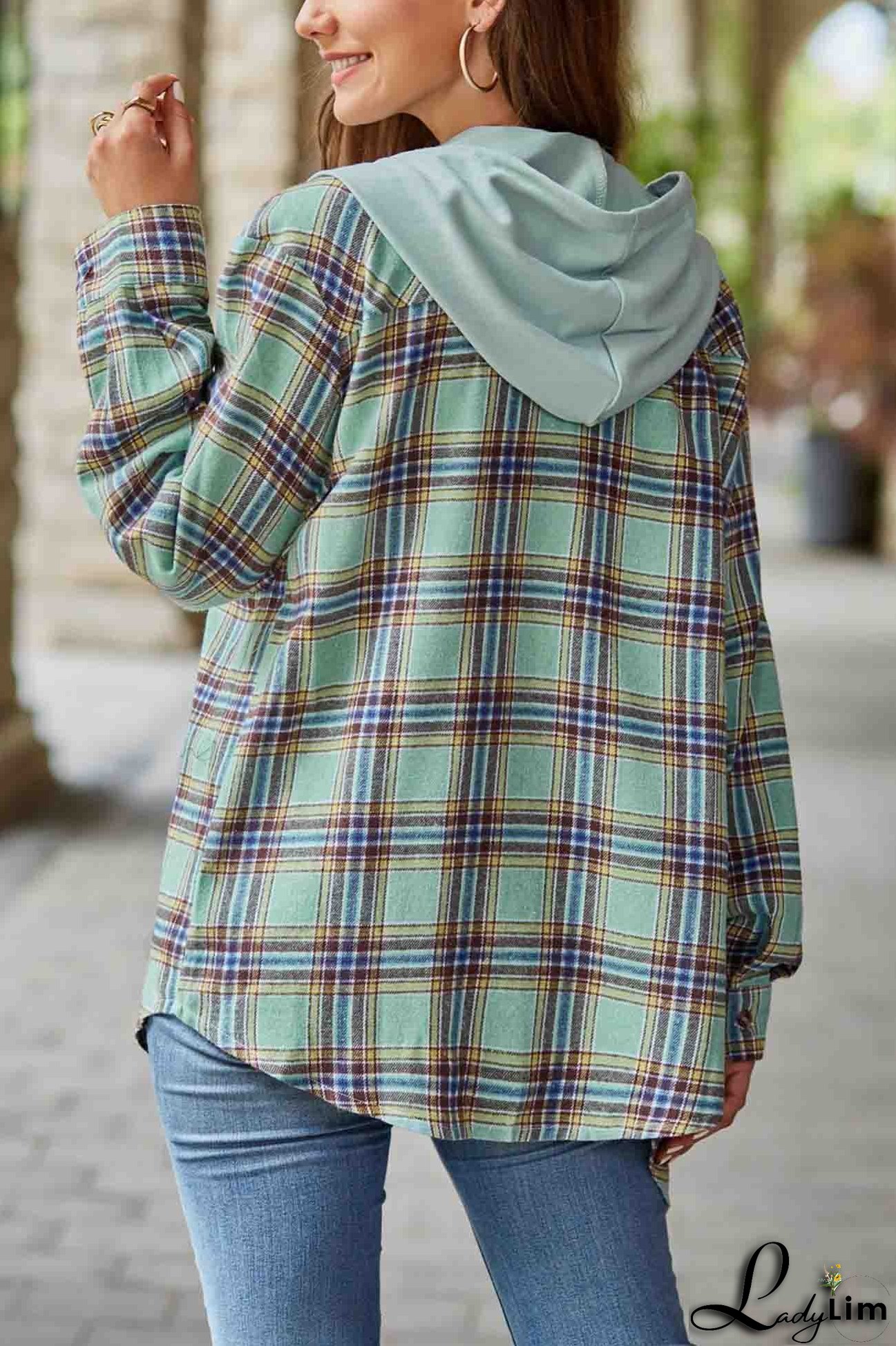 Modern and Comfortable Blouse