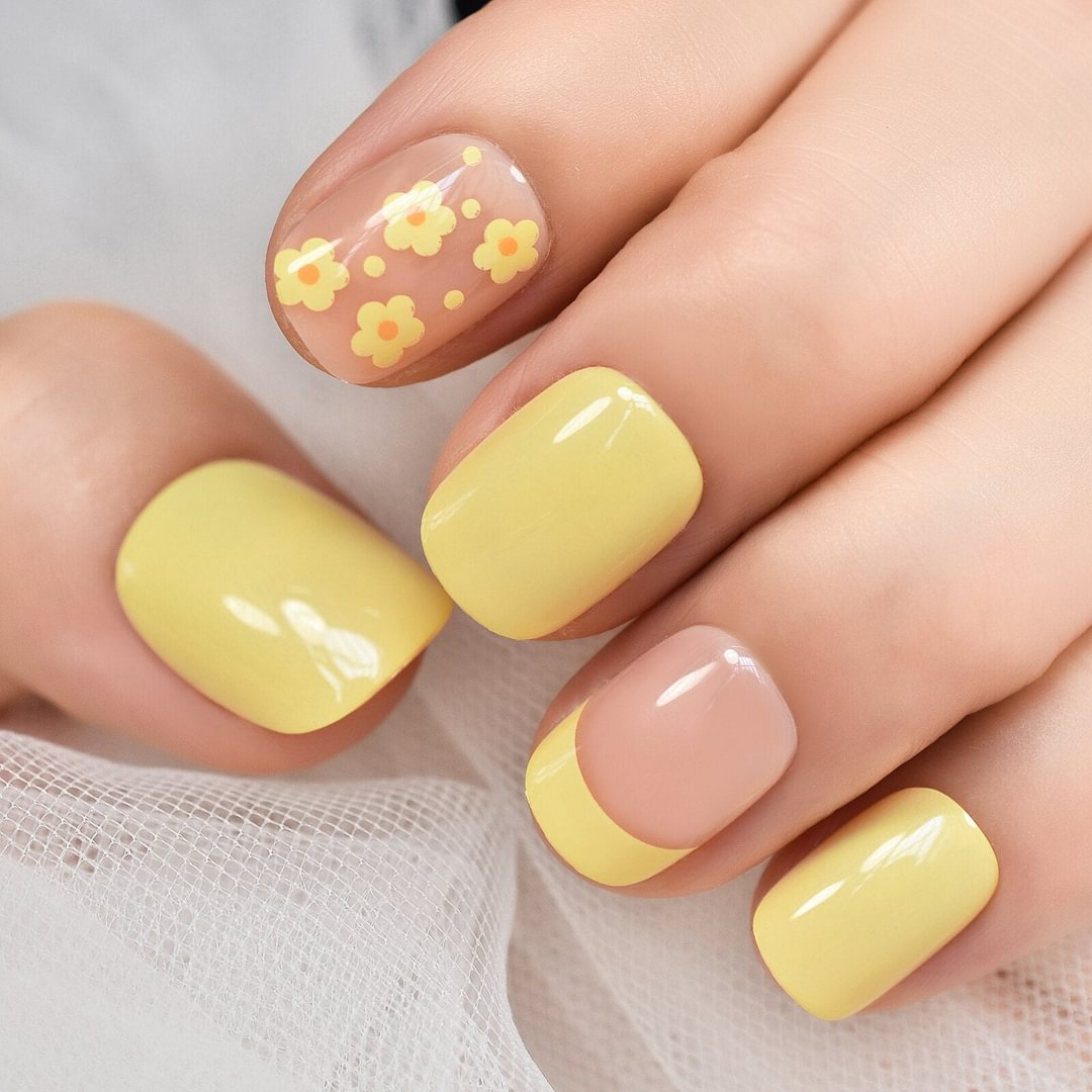 Press On Nails Short Round French Yellow Flower Pattern Uv Gel Fingernails Full Cover Manicure Fake Nail Tips False Nails Set