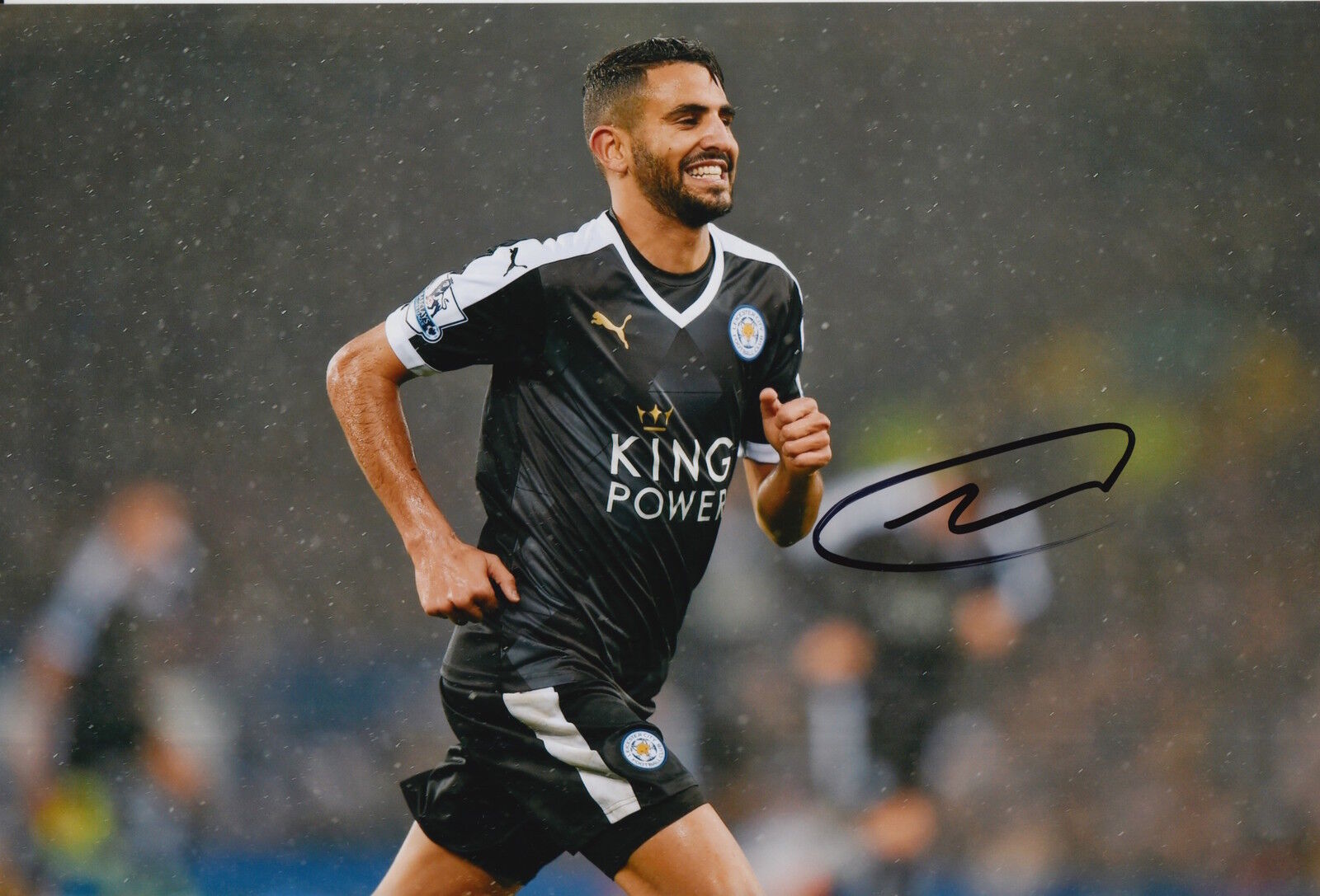 LEICESTER CITY HAND SIGNED RIYAD MAHREZ 12X8 Photo Poster painting 20.