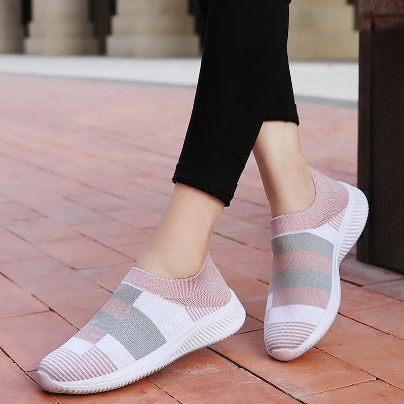 Sneakers Women Walking Shoes Woman Lightweight Loafers Tennis Casual Ladies Fashion Slip on Sock Vulcanized Shoes Plus Size 2023
