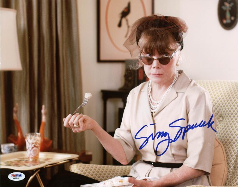 Sissy Spacek The Help Signed Authentic 11X14 Photo Poster painting Autographed PSA/DNA #X40162